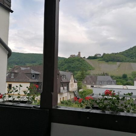 Mosel-Ferienwohnung Bewo แบร์นคาสเทล-คืสท์ ภายนอก รูปภาพ