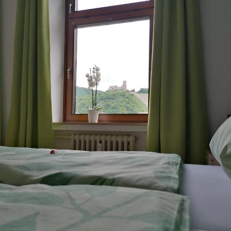 Mosel-Ferienwohnung Bewo แบร์นคาสเทล-คืสท์ ภายนอก รูปภาพ