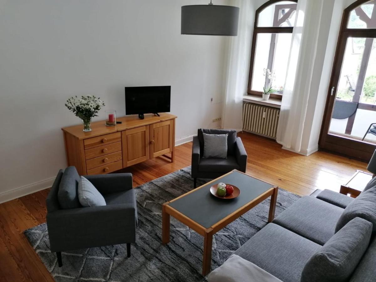 Mosel-Ferienwohnung Bewo แบร์นคาสเทล-คืสท์ ภายนอก รูปภาพ